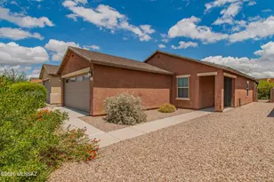 8669 E Seabury Ct, Tucson, AZ 85710 - Photo 6