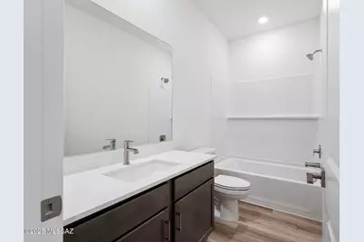 21988 E Pebbles Avenue, Red Rock, AZ 85145 - Photo 2