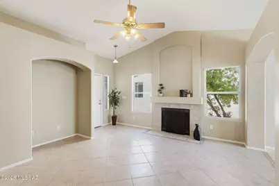 8177 S Via Elemental, Tucson, AZ 85747 - Photo 6