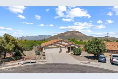 2504 W Southern Star Drive, Tucson, AZ 85713 - Photo 2