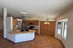 6070 S Oyama Dr, Tucson, AZ 85746 - Photo 8