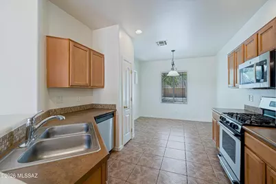 62 W Camino Rancho Palomas, Sahuarita, AZ 85629 - Photo 8