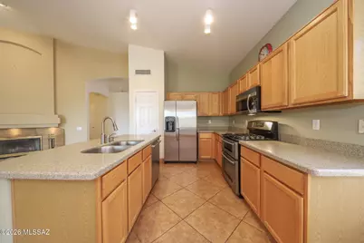 680 S Lucinda Drive, Tucson, AZ 85748 - Photo 12