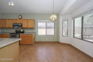 680 S Lucinda Dr, Tucson, AZ 85748 - Photo 16