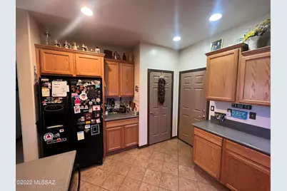 10404 E Capercaillie Street, Tucson, AZ 85747 - Photo 8