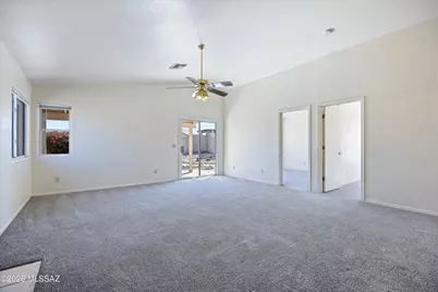 7835 S Lennox Lane, Tucson, AZ 85747 - Photo 6