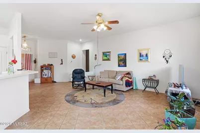 333 W Continental Vista Place, Green Valley, AZ 85614 - Photo 8