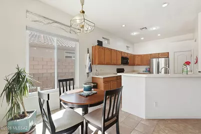 333 W Continental Vista Place, Green Valley, AZ 85614 - Photo 16