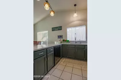 9419 N Warbler Place, Tucson, AZ 85742 - Photo 8
