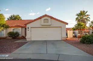 9419 N Warbler Pl, Tucson, AZ 85742 - Photo 1