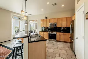 13322 N Heritage Club Pl, Marana, AZ 85658 - Photo 16