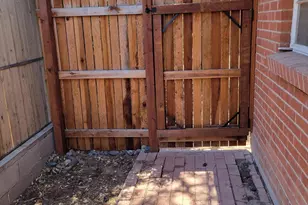 1733 E Hedrick Dr N, Tucson, AZ 85719 - Photo 12