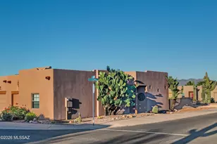 3697 S Paseo de Los Nardos, Green Valley, AZ 85614 - Photo 2