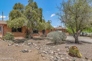 2721 E 20th St, Tucson, AZ 85716 - Photo 2