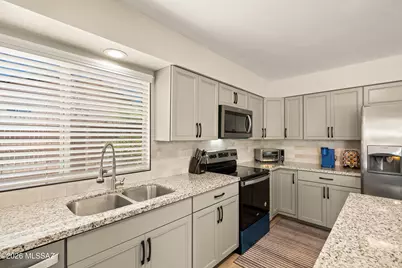 2642 S Black Moon Drive, Tucson, AZ 85730 - Photo 8