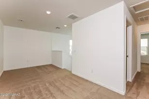 7070 W Joycliff Way, Tucson, AZ 85757 - Photo 6