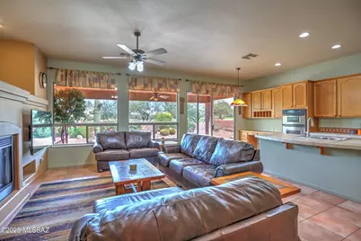 2303 E Desert Pueblo Pass, Green Valley, AZ 85614 - Photo 14