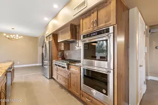 4769 N Coop Canyon Pl, Tucson, AZ 85750 - Photo 10