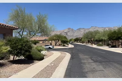 5967 N Campo Abierto, Tucson, AZ 85718 - Photo 4