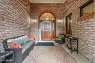 3892 N Mountain Cove Dr, Tucson, AZ 85750 - Photo 8