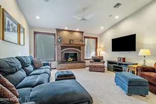 3892 N Mountain Cove Dr, Tucson, AZ 85750 - Photo 14