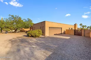 3770 N Knollwood Cir, Tucson, AZ 85750 - Photo 4