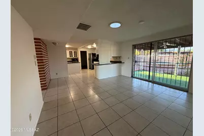 8175 E 20th Street, Tucson, AZ 85710 - Photo 12