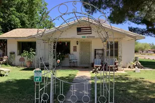 502 W 3rd St, Bowie, AZ 85605 - Photo 2