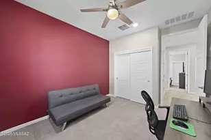 7956 S Silver Lillie Way, Tucson, AZ 85747 - Photo 8