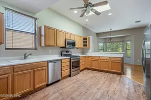 6035 W 10 Star Dr, Tucson, AZ 85713 - Photo 4