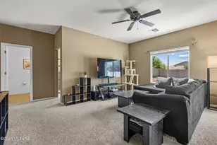 5669 W King Snake Dr, Tucson, AZ 85742 - Photo 14