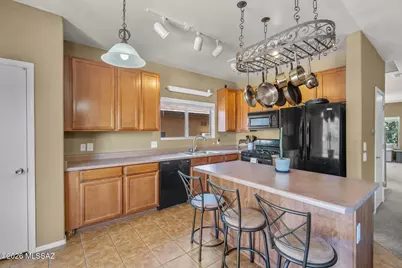 5669 W King Snake Drive, Tucson, AZ 85742 - Photo 8