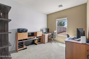 5669 W King Snake Dr, Tucson, AZ 85742 - Photo 6