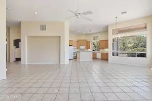 4906 N Bonita Ridge Ave, Tucson, AZ 85750 - Photo 8