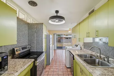 8041 E Julia Street, Tucson, AZ 85710 - Photo 12
