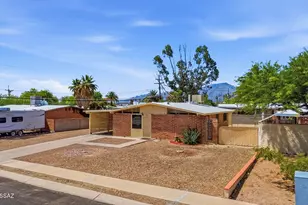 8041 E Julia St, Tucson, AZ 85710 - Photo 4