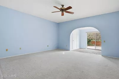 1072 W Camino Urbano, Green Valley, AZ 85622 - Photo 4