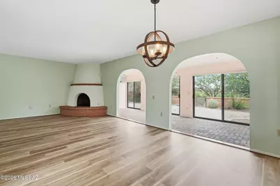 1072 W Camino Urbano, Green Valley, AZ 85622 - Photo 20