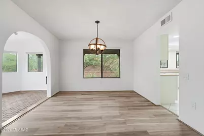 1072 W Camino Urbano, Green Valley, AZ 85622 - Photo 12
