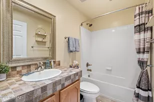2560 S Pecan Valley Pl, Green Valley, AZ 85614 - Photo 10