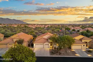 12304 N Lost Shadow Ct, Marana, AZ 85658 - Photo 1