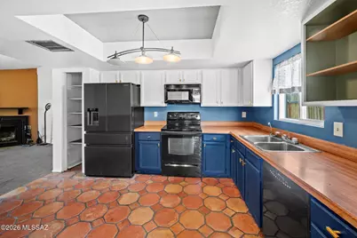 2015 W Brittain Drive, Tucson, AZ 85705 - Photo 10
