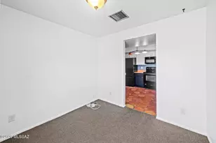 2015 W Brittain Dr, Tucson, AZ 85705 - Photo 16