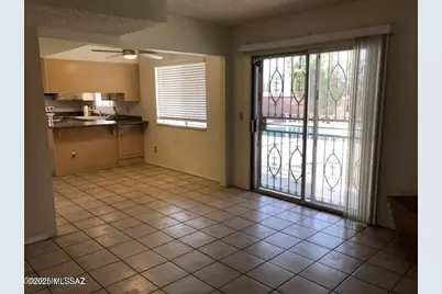 9449 E Barrudean Hills Street, Tucson, AZ 85710 - Photo 10
