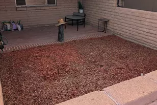 2406 N Shade Tree Cir, Tucson, AZ 85715 - Photo 8