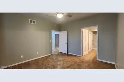 618 W Woodfield Court, Green Valley, AZ 85614 - Photo 4