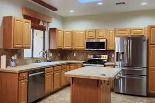 618 W Woodfield Ct, Green Valley, AZ 85614 - Photo 10