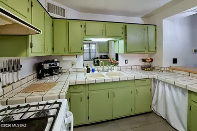 2602 E Sylvia Street, Tucson, AZ 85716 - Photo 6