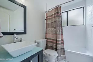 8302 E Kenyon Dr, Tucson, AZ 85710 - Photo 18