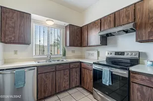 896 S Pantano Rd, Tucson, AZ 85710 - Photo 8